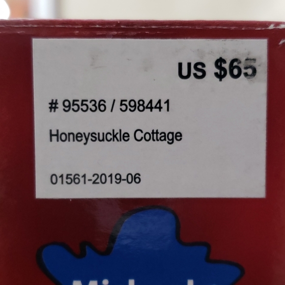 Lemax 'Honeysuckle Cottage' Christmas Village - Picture 6 of 8